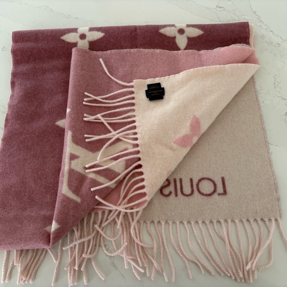 Louis Vuitton Pink and Cream Reykjavik gradient  Scarf